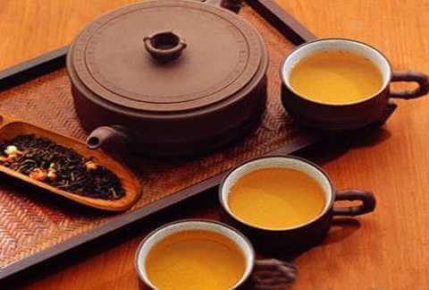 Indian Tea seller who makes INR 12 Lacs or USD 18500 a month - WinfiY crunch