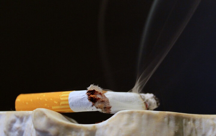 Smoking & Lung Cancer - Stats To Wake You Up - WinfiY crunch