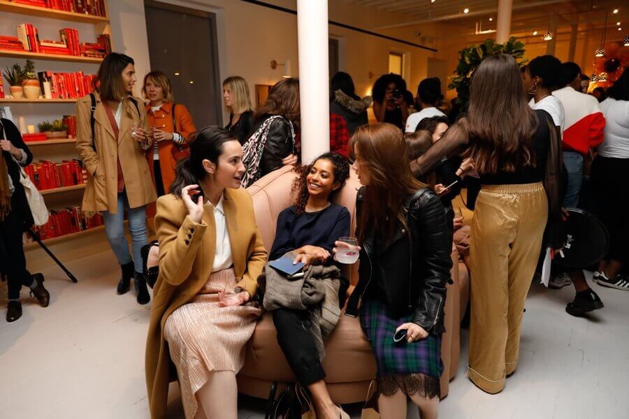 'The Wing' - Women-only Co-working-space - WinfiY crunch